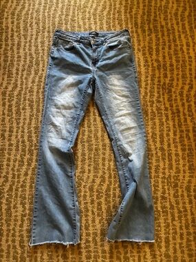 Women’s true religion jeans